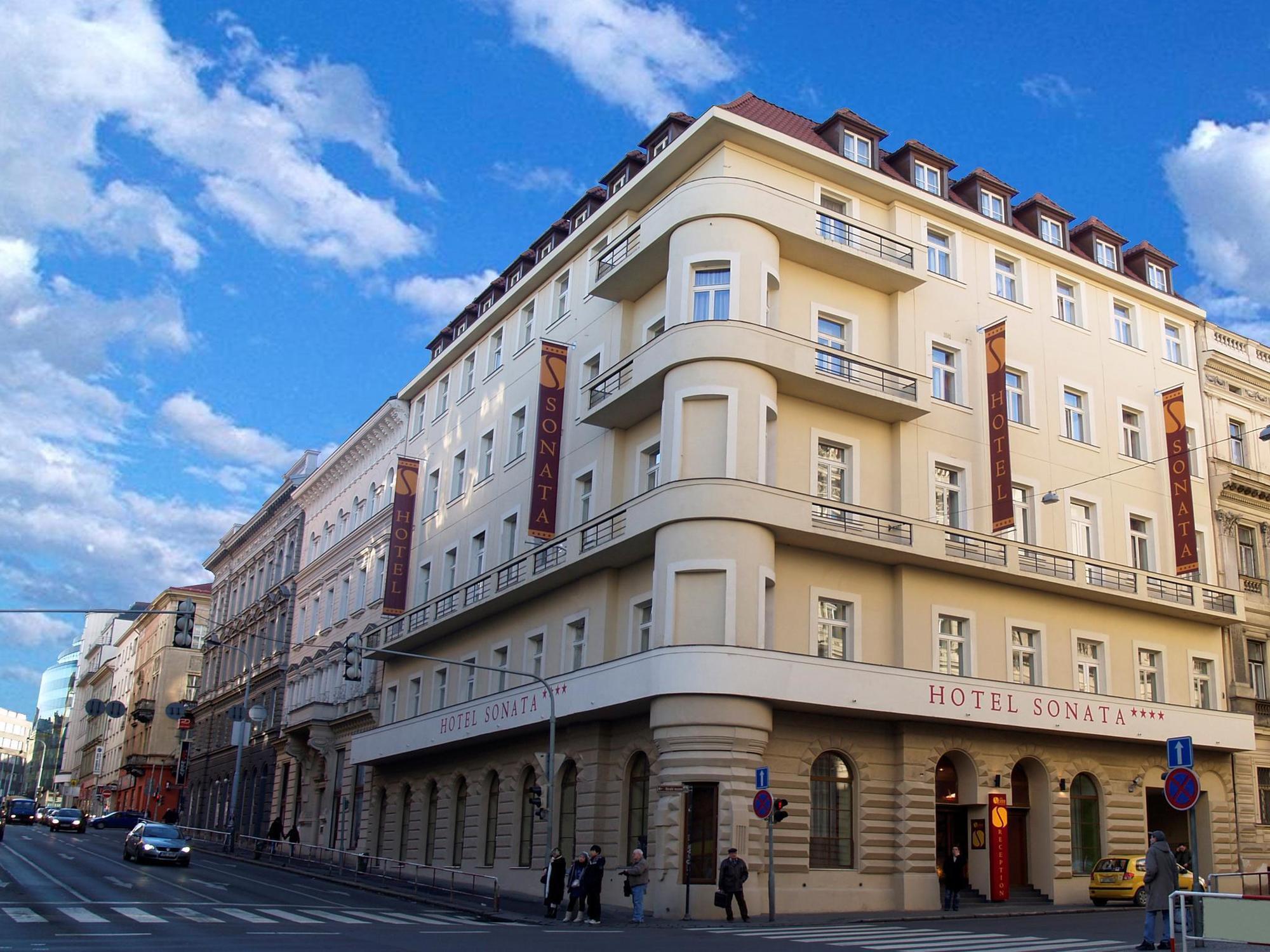 Ea Sonata 4* Praha